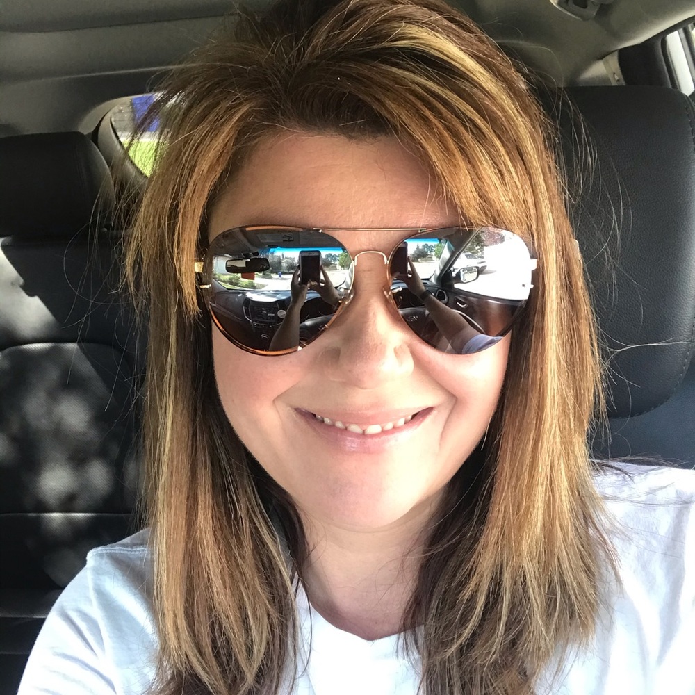 Meet your Posher, Chera